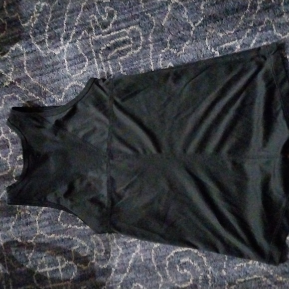 T shirt - Picture 2 of 2